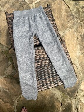 AYBL Gray Seamless Knit Leggings for Kids
